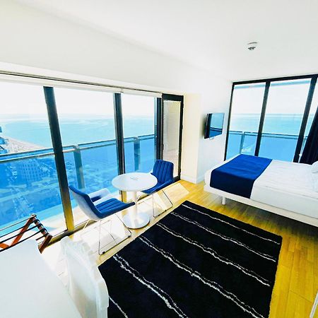Luxury Batumi Hotel ภายนอก รูปภาพ