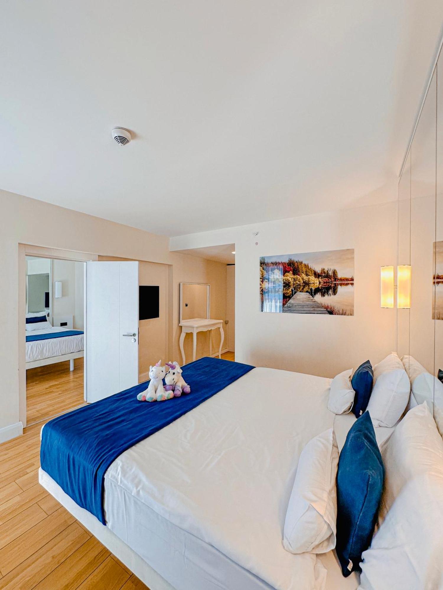 Luxury Batumi Hotel ภายนอก รูปภาพ