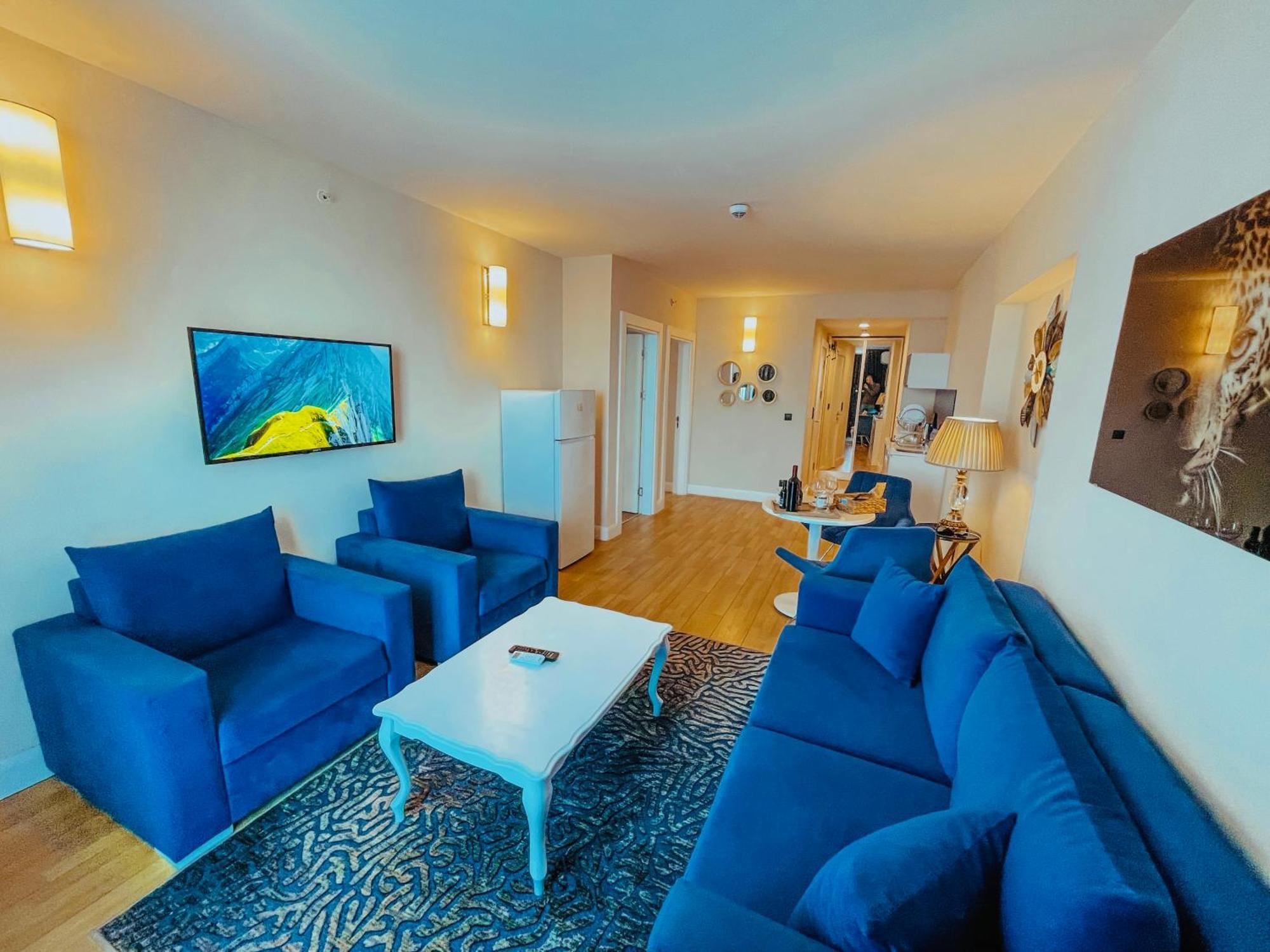 Luxury Batumi Hotel ภายนอก รูปภาพ