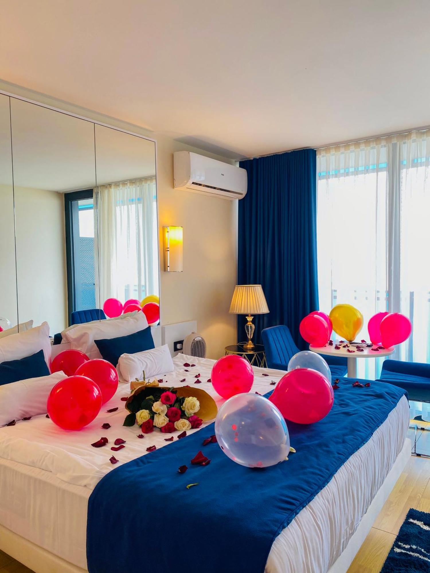 Luxury Batumi Hotel ภายนอก รูปภาพ