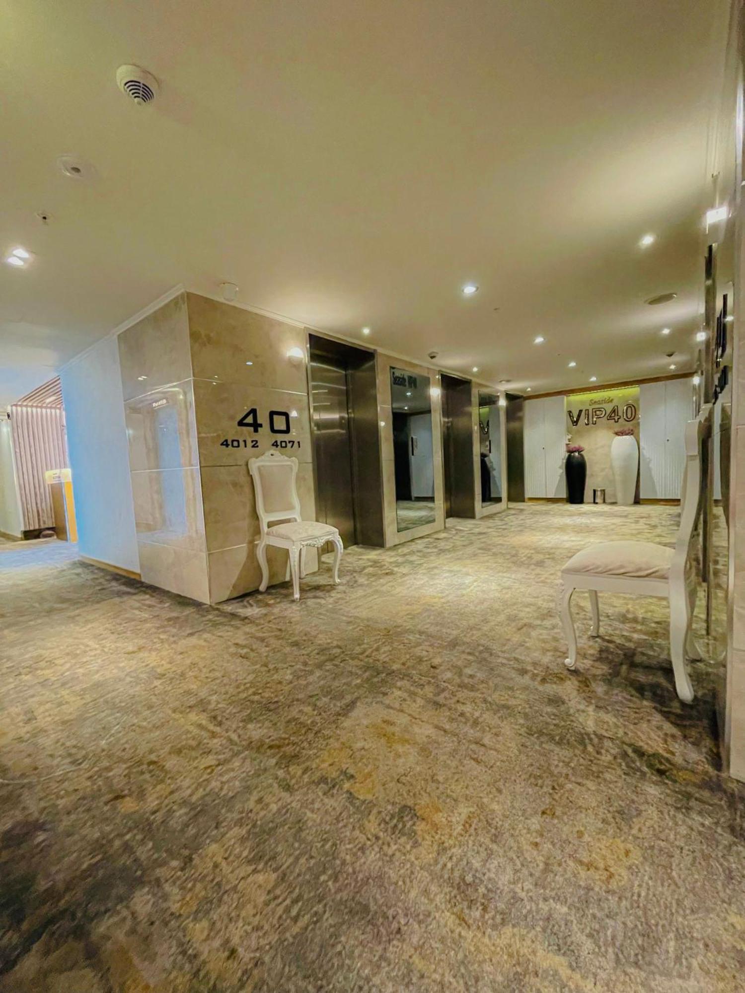 Luxury Batumi Hotel ภายนอก รูปภาพ