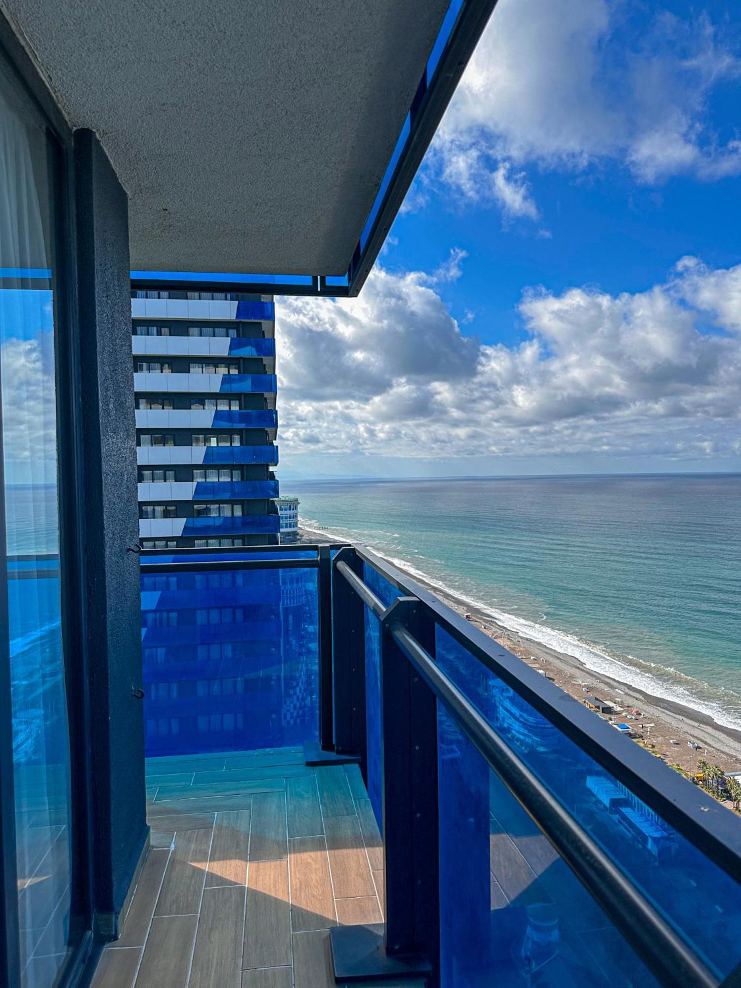 Luxury Batumi Hotel ภายนอก รูปภาพ