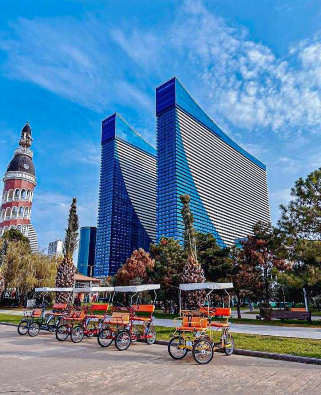 Luxury Batumi Hotel ภายนอก รูปภาพ