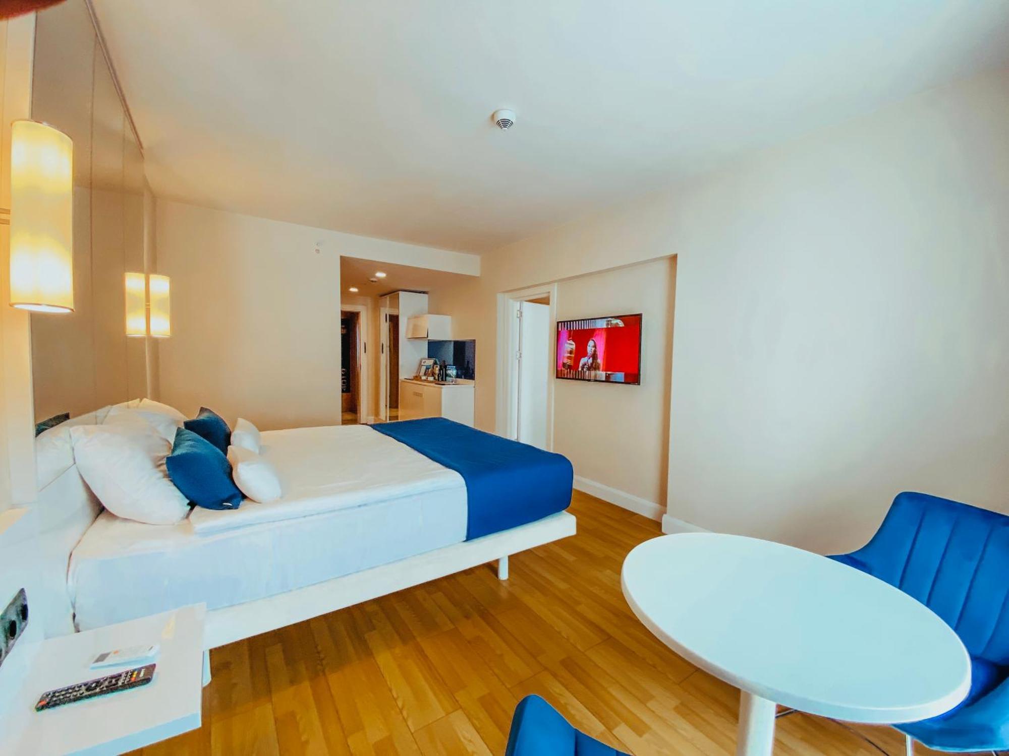 Luxury Batumi Hotel ภายนอก รูปภาพ