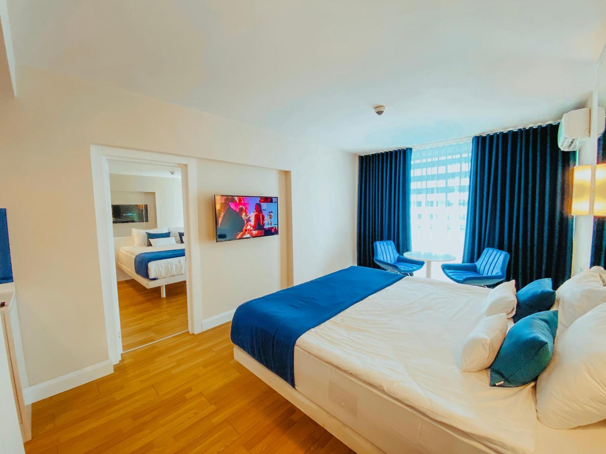 Luxury Batumi Hotel ภายนอก รูปภาพ