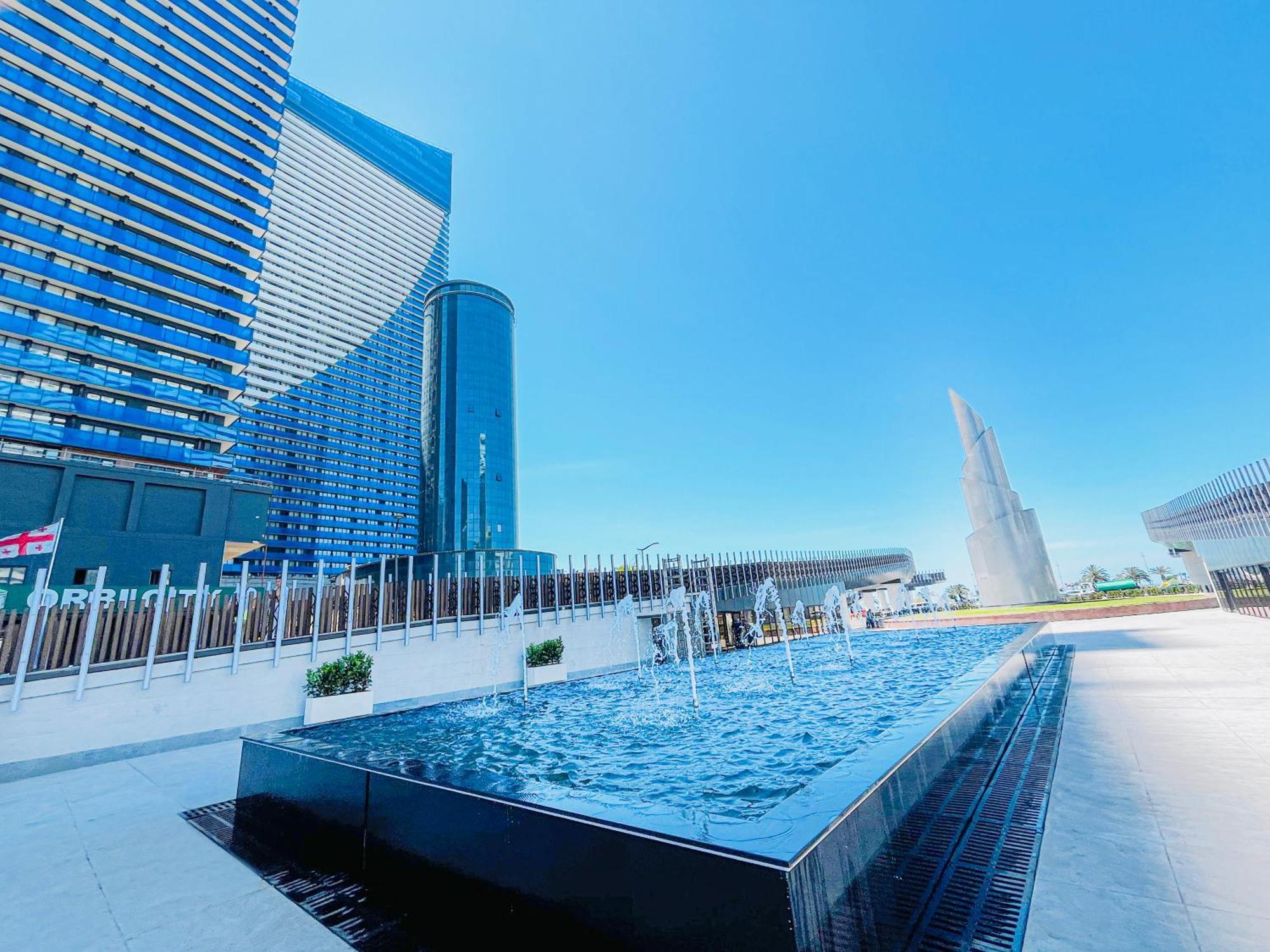 Luxury Batumi Hotel ภายนอก รูปภาพ