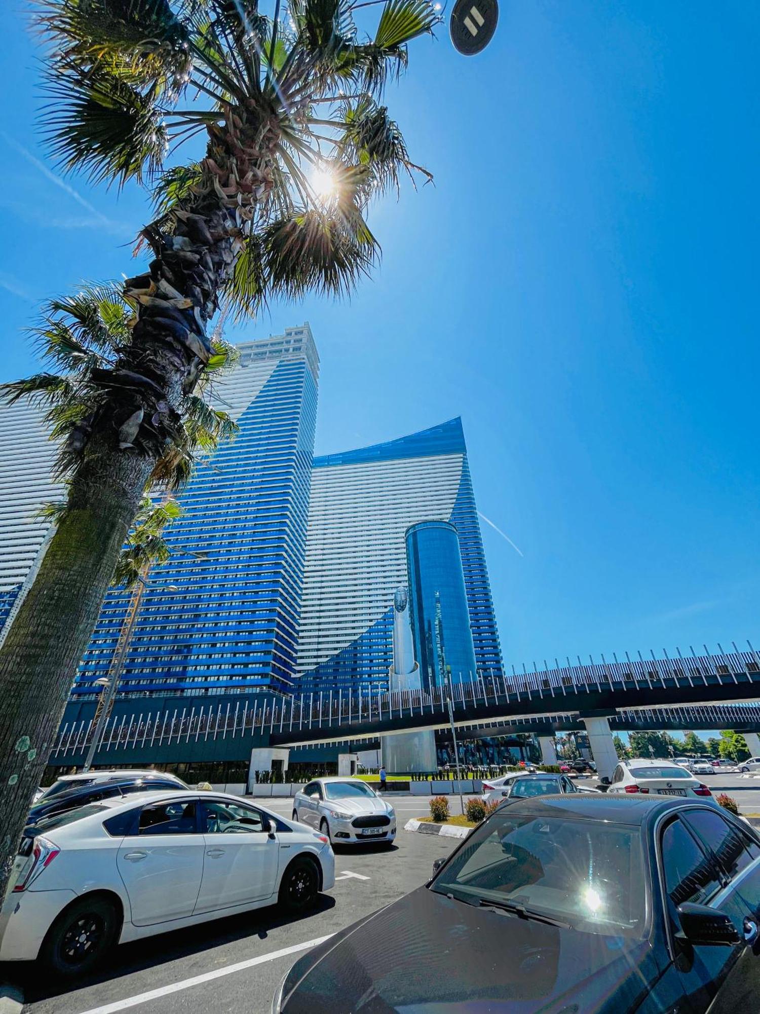 Luxury Batumi Hotel ภายนอก รูปภาพ
